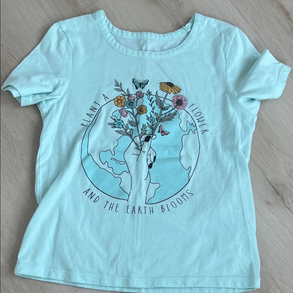 Kids Graphic Tees Set - Green, Pink, and Blue - Picture 2 of 4